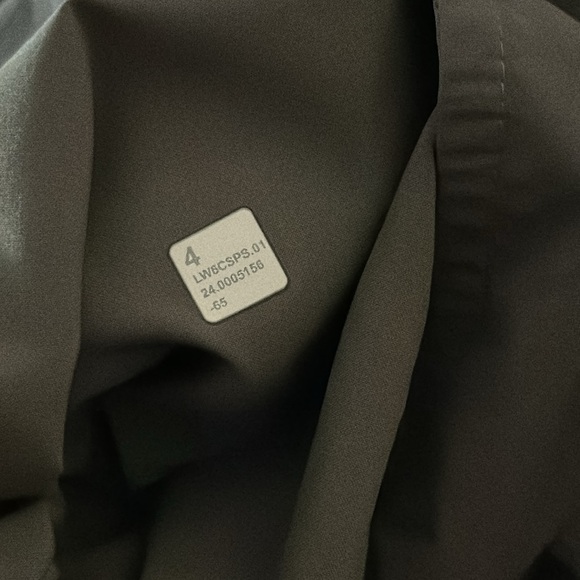 Lululemon Front-Zip Mid-Rise Ruched Crop Size 4 Olive Green Sexy Army Brat Pants - Picture 5 of 15